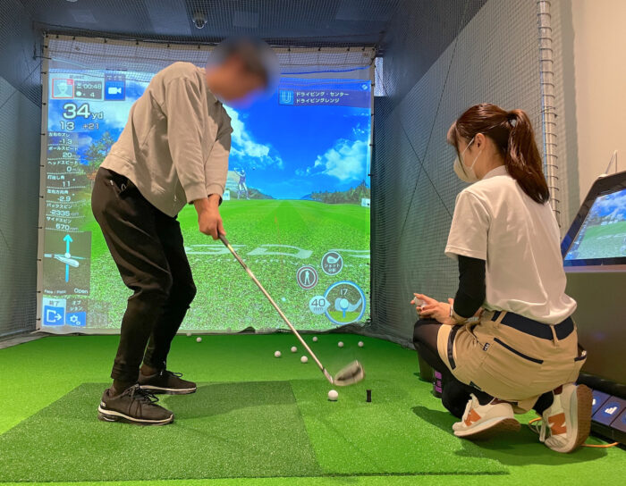 チキンゴルフ横浜店のレッスン風景